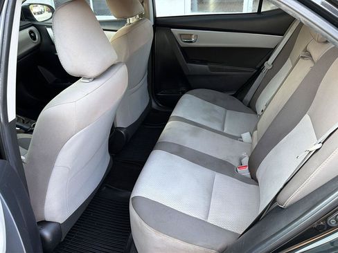 Used 2019 Toyota Corolla LE FWD image 11