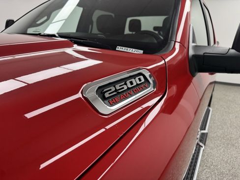 Used 2024 RAM 2500 Big Horn w/ Sport Appearance Package image 16