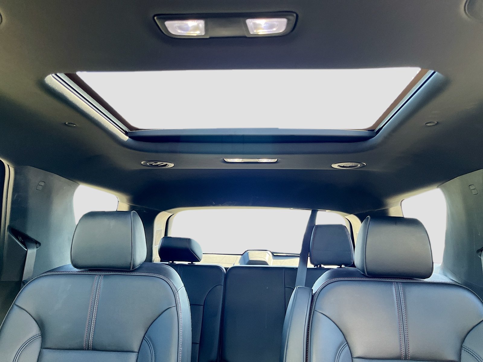 Used 2023 Chevrolet Traverse RS w/ LPO, Floor Liner Package AWD/4WD image 37