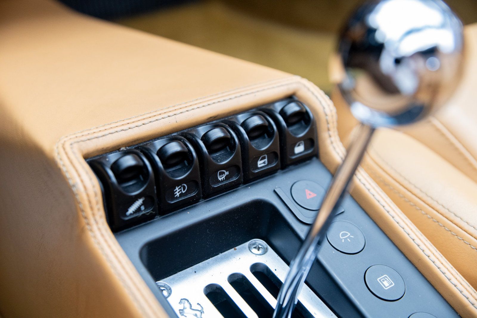 Used 1997 Ferrari F355 Spider RWD image 19