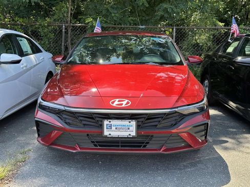 Used 2024 Hyundai Elantra SEL FWD image 33