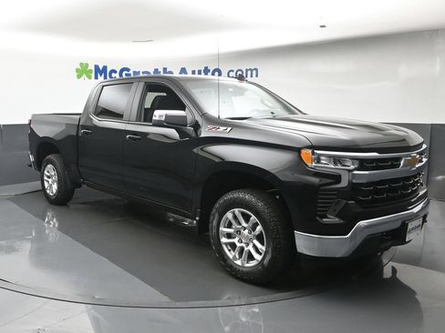 New 2026 Chevrolet Silverado 1500 LT w/ Z71 Off-Road Package AWD/4WD image 2