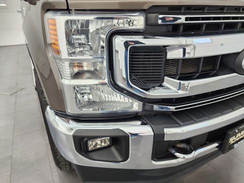 Used 2022 Ford F250 XLT w/ XLT Premium Package image 23