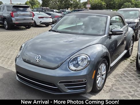 Used 2019 Volkswagen Beetle 2.0T S image 3