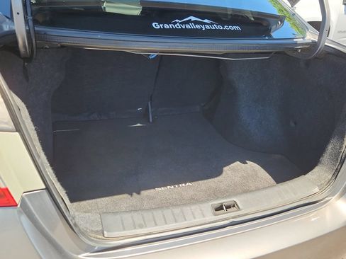 Used 2015 Nissan Sentra SL FWD image 11