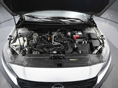 Used 2023 Nissan Altima 2.5 SV FWD image 37