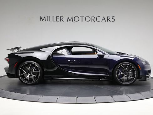 Used 2020 Bugatti Chiron image 6