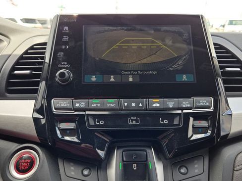 Used 2018 Honda Odyssey EX image 13