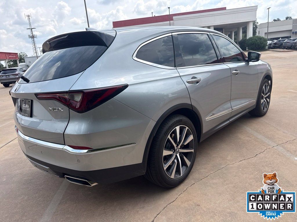 Used 2026 Acura MDX w/ Technology Package FWD image 5