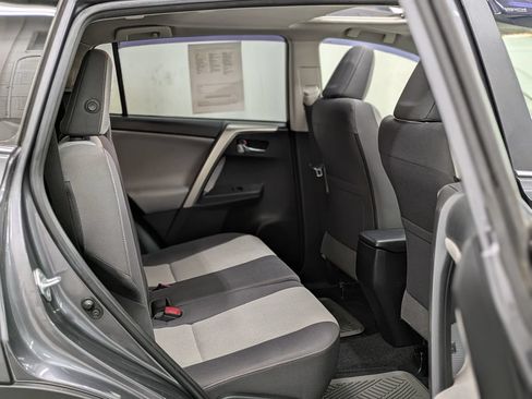 Used 2014 Toyota RAV4 XLE AWD/4WD image 25