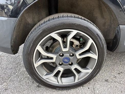 Used 2020 Ford EcoSport SES image 24