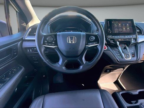Used 2018 Honda Odyssey EX-L image 9