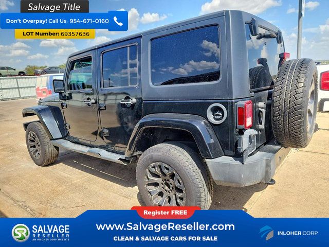 Used 2017 Jeep Wrangler Unlimited Sahara w/ Connectivity Group AWD/4WD image 3
