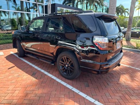 Used 2019 Toyota 4Runner Limited AWD/4WD image 7