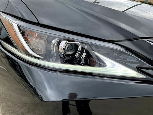 Used 2024 Lexus ES 350 w/ Premium Package FWD image 40