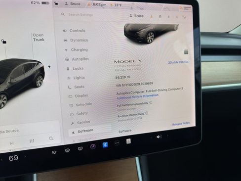 Used 2020 Tesla Model Y Long Range image 15