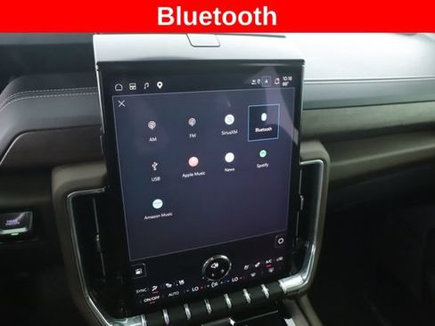 Used 2025 GMC Yukon Denali Ultimate w/ LPO, Floor Liner Package AWD/4WD image 26