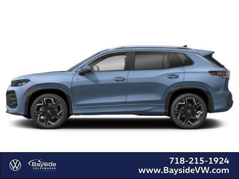 New 2026 Volkswagen Tiguan SEL R-Line AWD/4WD image 4