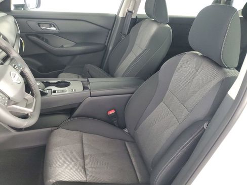 New 2026 Nissan Rogue SV FWD image 12