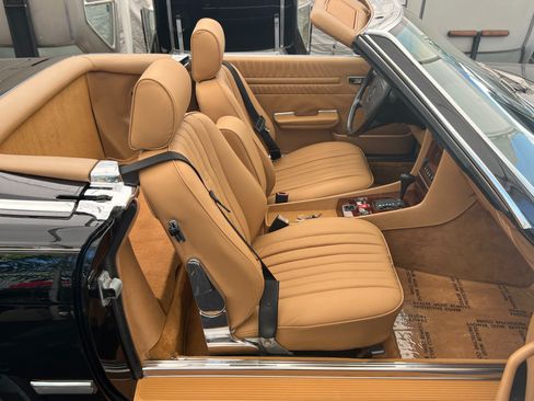 Used 1988 Mercedes-Benz 560 SL image 14