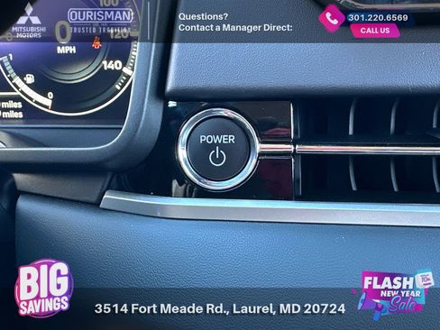 New 2025 Mitsubishi Outlander SE image 28