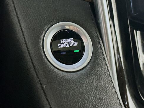 Used 2019 Cadillac Escalade Premium Luxury w/ Escalade Sport Edition image 28