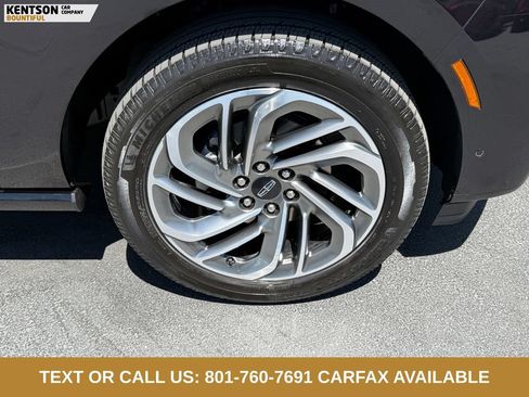Used 2025 Lincoln Navigator Reserve AWD/4WD image 14
