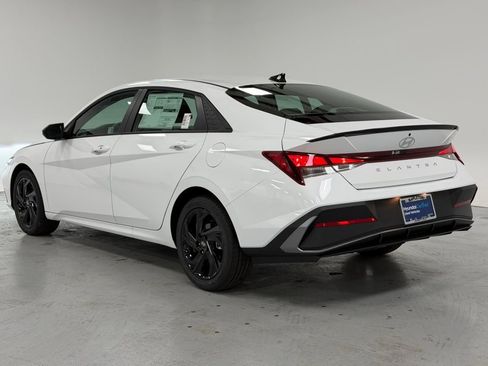 Certified 2026 Hyundai Elantra Sport image 3