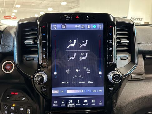 Used 2025 RAM 1500 RHO image 30