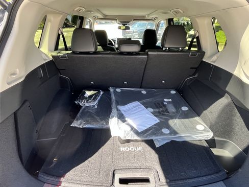 New 2026 Nissan Rogue Platinum AWD/4WD image 5