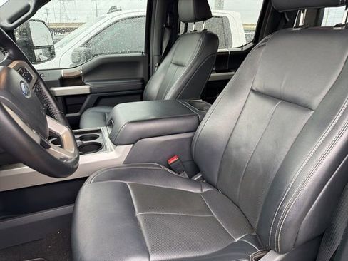 Used 2022 Ford F250 Lariat w/ Lariat Value Package image 6