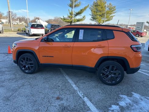 New 2026 Jeep Compass Latitude image 19