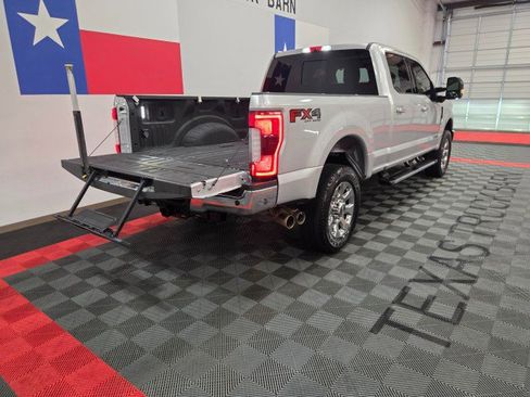 Used 2019 Ford F250 Lariat w/ Lariat Ultimate Package image 29