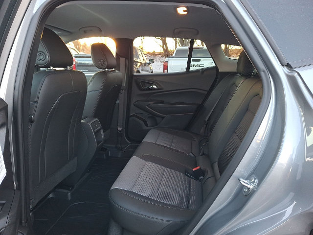 Certified 2025 Chevrolet Trax LT w/ Driver Confidence Package FWD image 22
