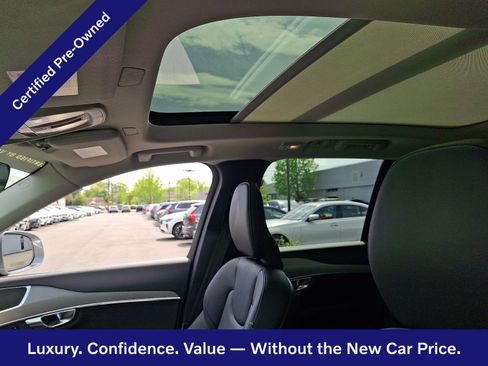 Certified 2025 Volvo XC90 B5 Core AWD/4WD image 15