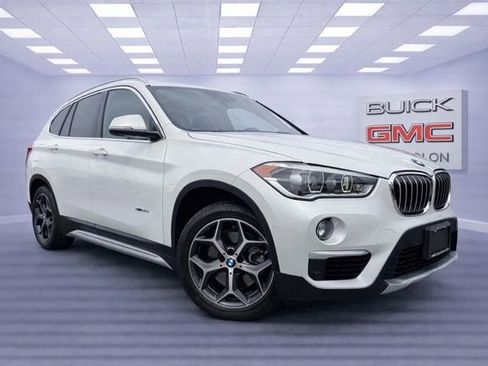 Used 2018 BMW X1 xDrive28i w/ Premium Package image 2