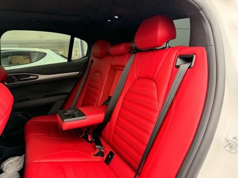 New 2026 Alfa Romeo Stelvio Sprint AWD/4WD image 9