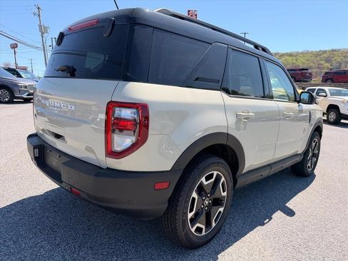 Used 2024 Ford Bronco Sport Outer Banks w/ Tech Package AWD/4WD image 13