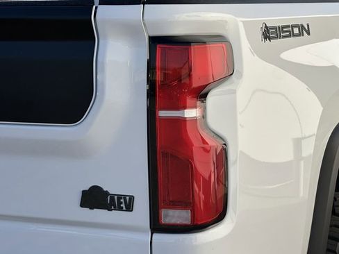 Certified 2025 Chevrolet Silverado 2500 ZR2 w/ ZR2 Bison Edition AWD/4WD image 10