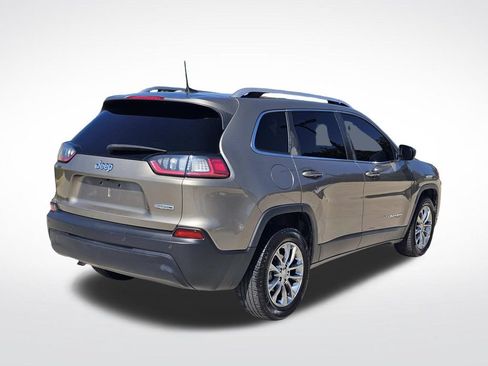 Used 2021 Jeep Cherokee Latitude Plus FWD image 17