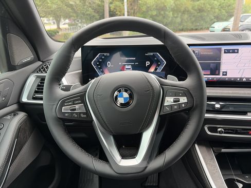 Used 2026 BMW X5 xDrive40i AWD/4WD image 13