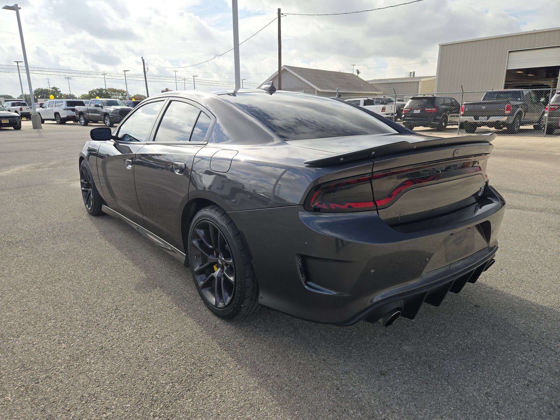 Used 2020 Dodge Charger Scat Pack w/ Plus Group RWD image 5