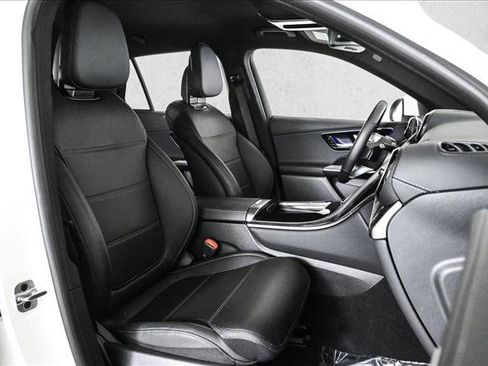 Certified 2025 Mercedes-Benz GLC 300 4MATIC image 22