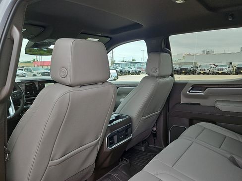 New 2026 GMC Sierra 1500 SLT AWD/4WD image 9