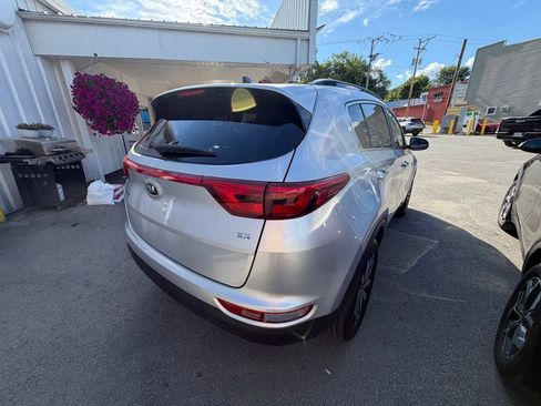 Used 2018 Kia Sportage EX w/ EX Premium Package AWD/4WD image 5