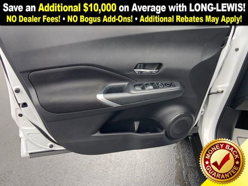 Used 2024 Nissan Kicks SV image 14