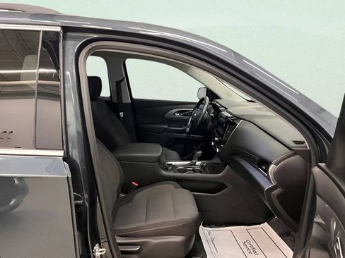 Used 2018 Chevrolet Traverse LT AWD/4WD image 11