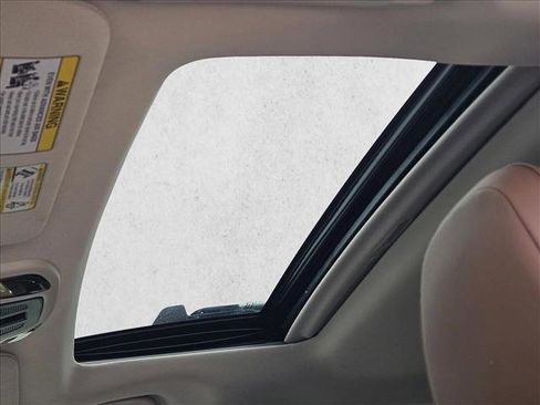 Used 2024 Subaru Outback Touring image 17