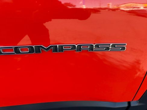 Used 2018 Jeep Compass Sport AWD/4WD image 47