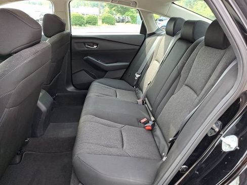 Used 2024 Honda Accord EX image 10